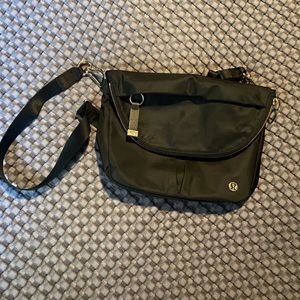 Lululemon All Night Festival Bag